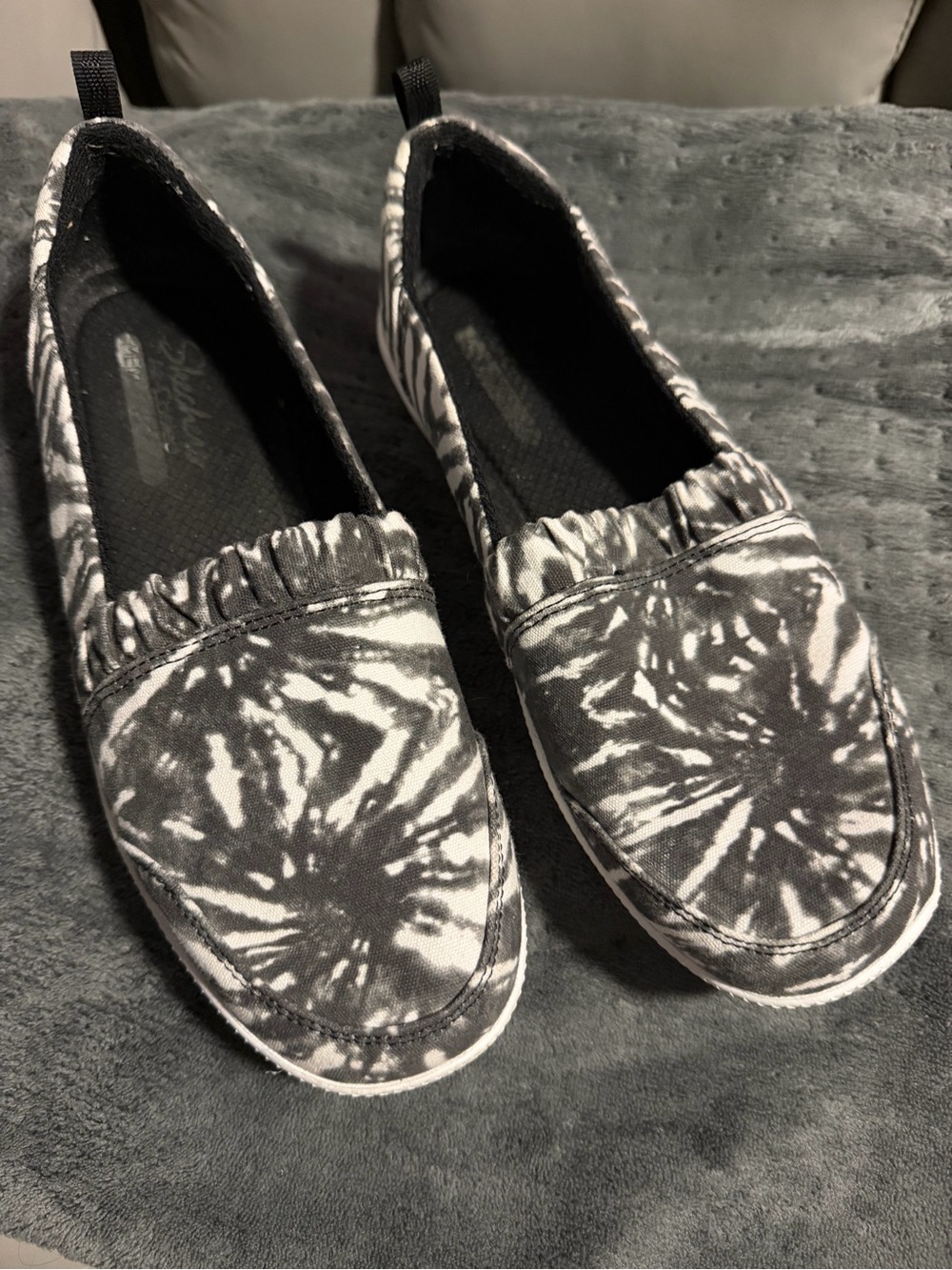 Skechers Black Slip-On Flats